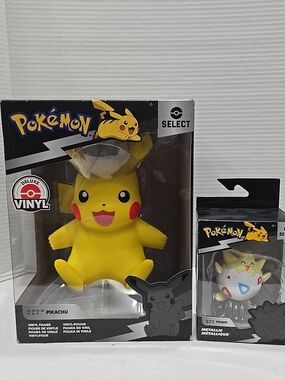 Pokémon Pikachu 8.5" Jazwares Select Series 1 Vinyl & Togepi 3" Metallic Figures